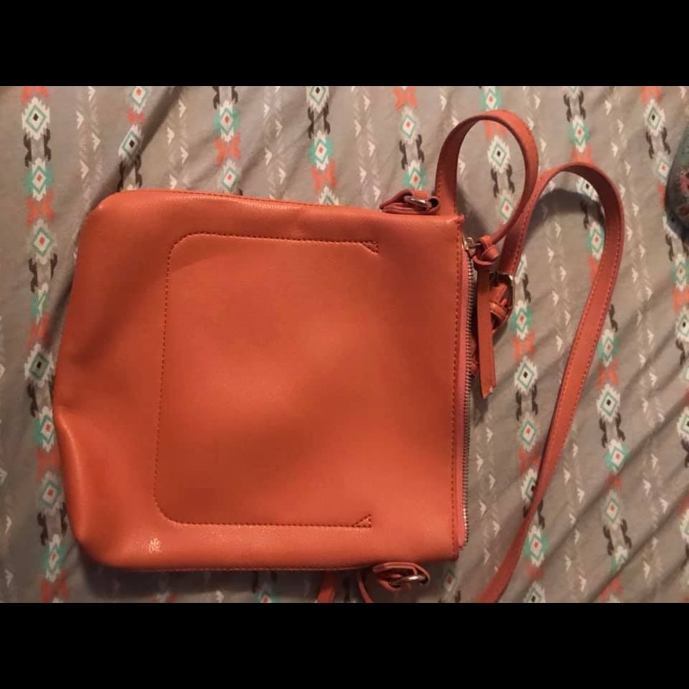 Purse - Picture 2 of 2